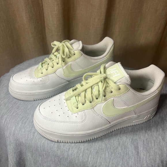 Air forces - Picture 4 of 6